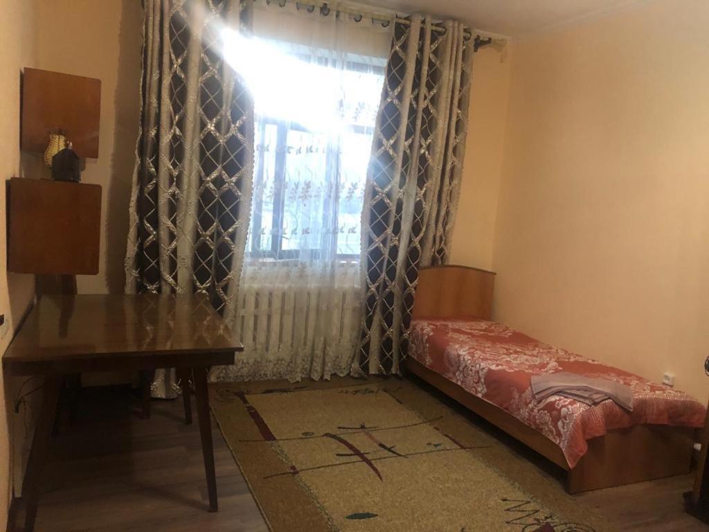 Guest House Vip Osh Dış mekan fotoğraf