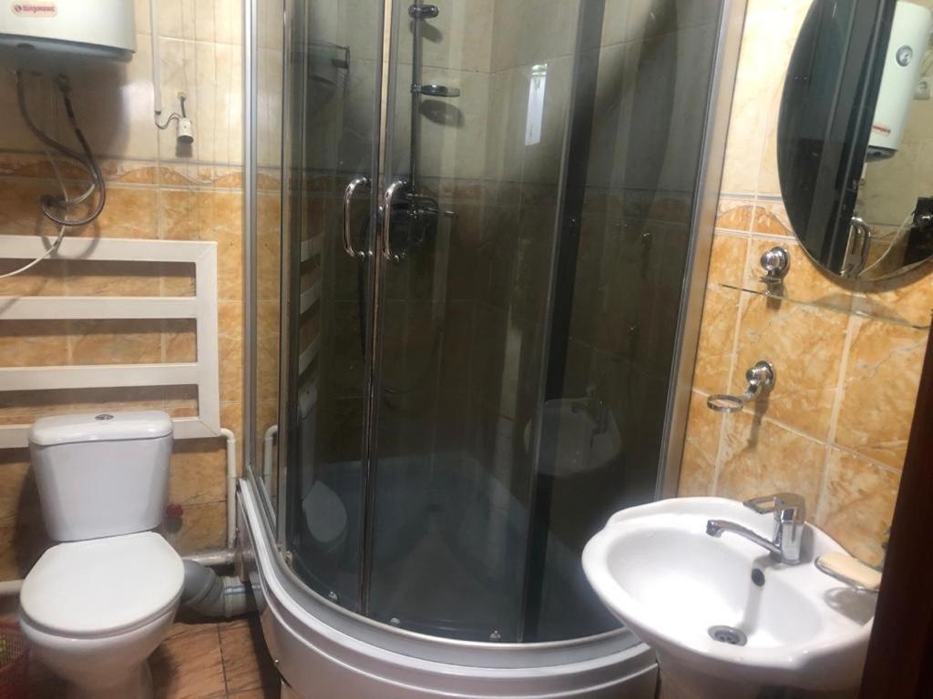 Guest House Vip Osh Dış mekan fotoğraf