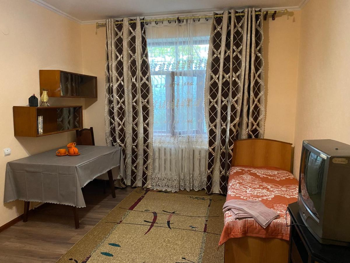 Guest House Vip Osh Dış mekan fotoğraf